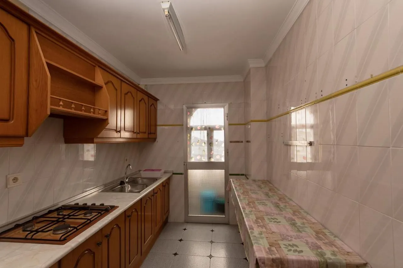 Precioso Piso De 3 Dormitorios, Cocina Y 1 Bano Cómpeta 0*,